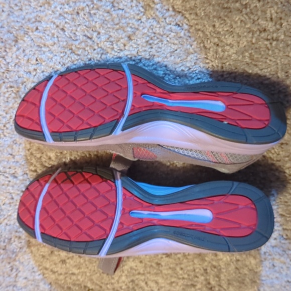 New Balance Mary Jane woman's size 7 EU 37.5 - Picture 4 of 4